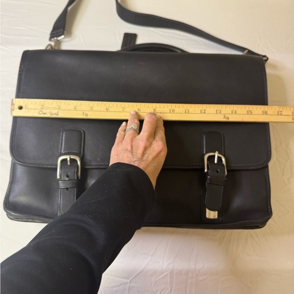 Coach Black Leather Briefcase with Flap-Over Design with shoulder strap B12-5310 - Picture 13 of 15